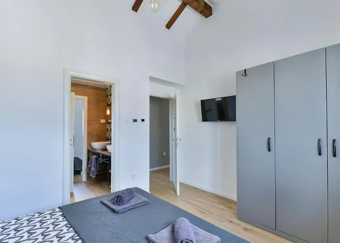 Violet By Interhome *