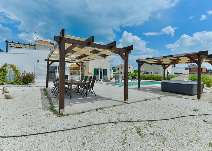 Violet By Interhome *